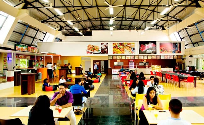 Cafeteria-1.webp