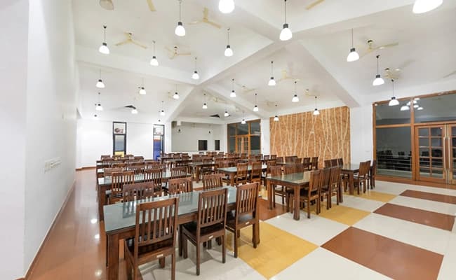 Cafeteria-2.webp