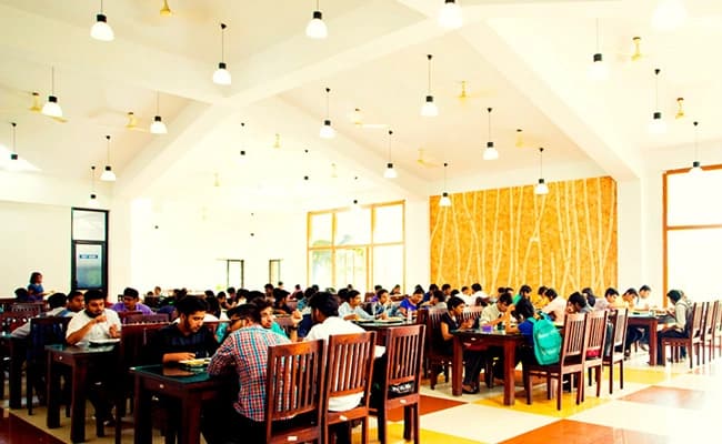 Cafeteria-5.webp