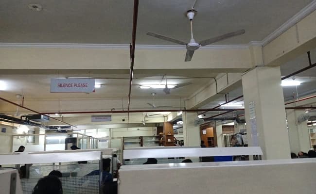 Chandigarh University, Lucknow Labs 1.webp