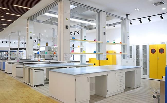 Chandigarh University, Lucknow Labs 4.webp
