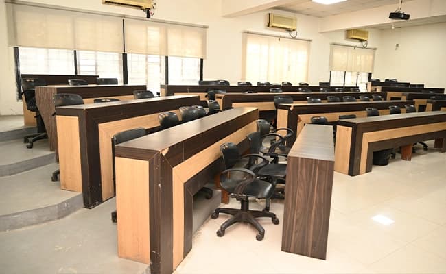 Classroom 7.webp