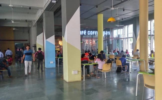 DMS IIT, Delhi Cafeteria 4.webp