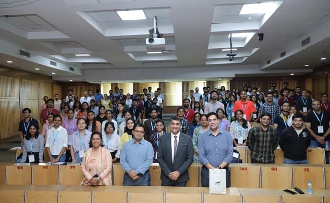 DMS IIT, Delhi Classroom 4.webp