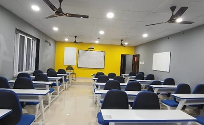 FSB, Hyderabad Classroom 2.webp