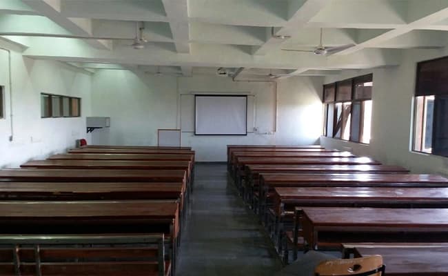 GGSIPU, Delhi Classroom 1.webp