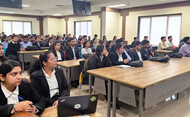 GGSIPU, Delhi Classroom 2.webp