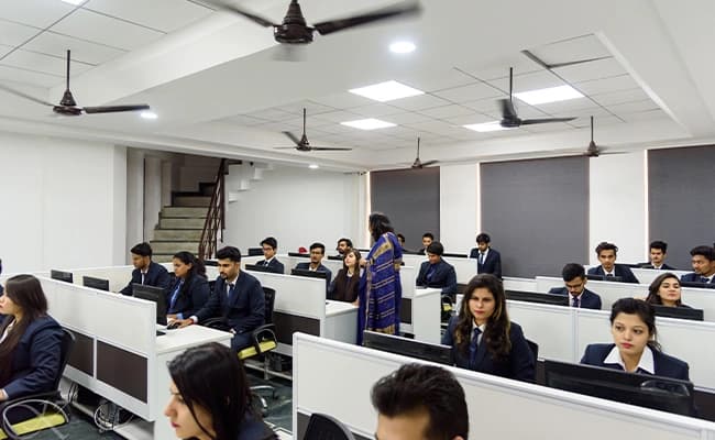 GGSIPU, Delhi Classroom 5.webp