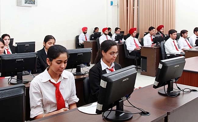 GNIM Delhi Classroom 1.webp