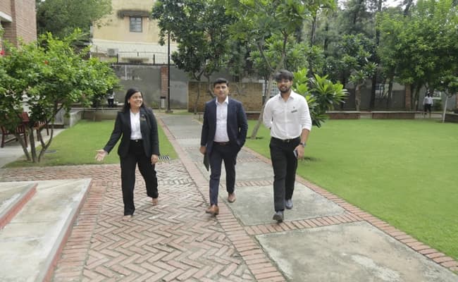 IILM Delhi Ground 3.webp