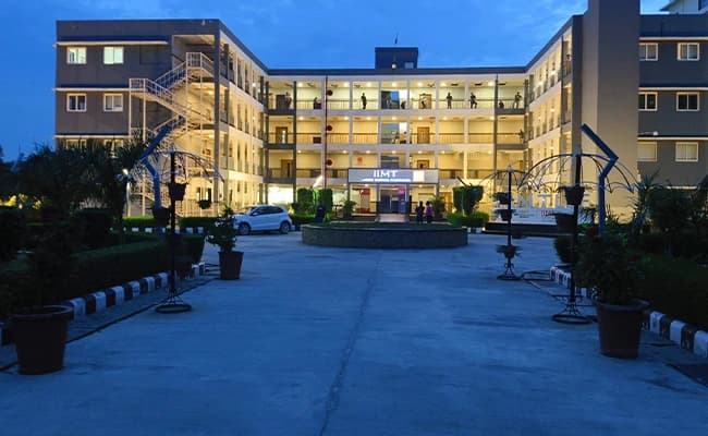 IIMT Greater Noida Gallery 1.webp