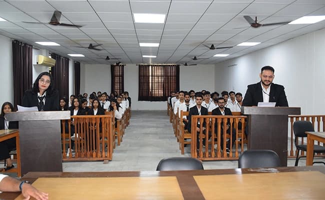 IIMT Greater Noida Gallery 17.webp