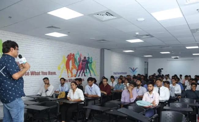 IISM, Mumbai Classroom 2.webp