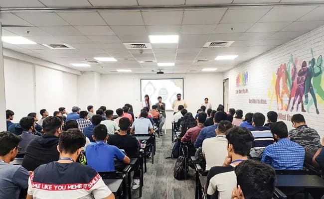 IISM, Mumbai Classroom 3.webp