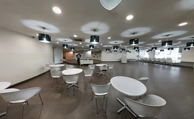 IMI Kolkata Cafeteria 3.webp
