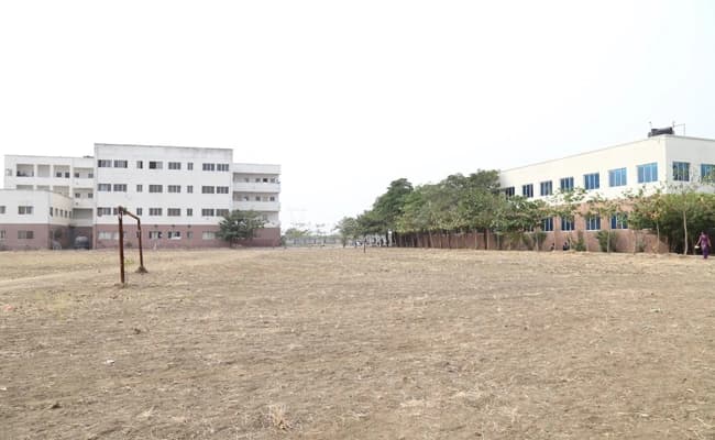 ITM Vocational University, Vadodara Ground 1.webp