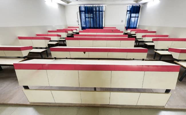 ITSCHWS, Greater Noida Classroom 1.webp