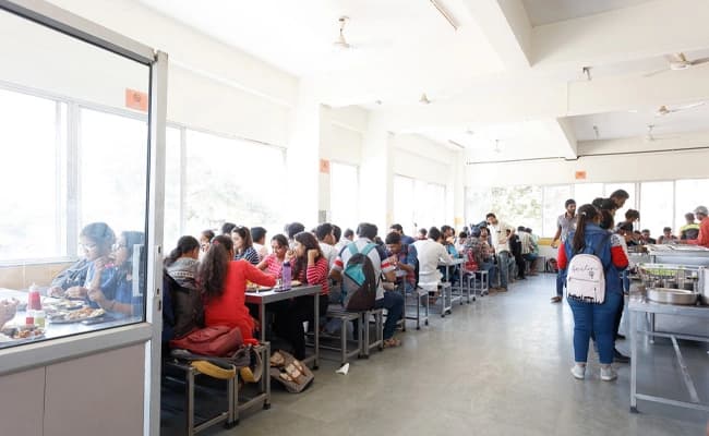 Indus University, Ahmedabad Cafe 2.webp