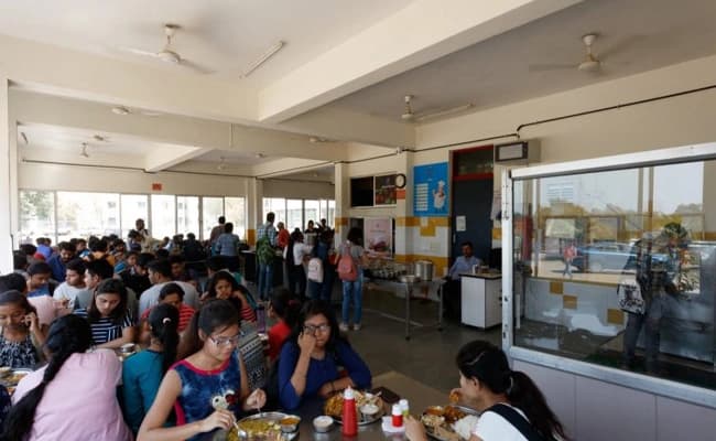 Indus University, Ahmedabad Cafe 4.webp