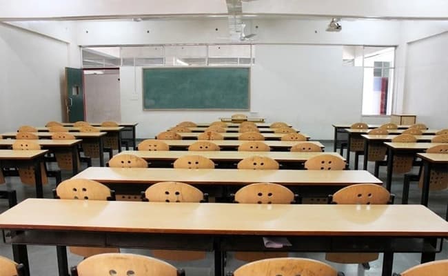 Indus University, Ahmedabad Classroom 3.webp