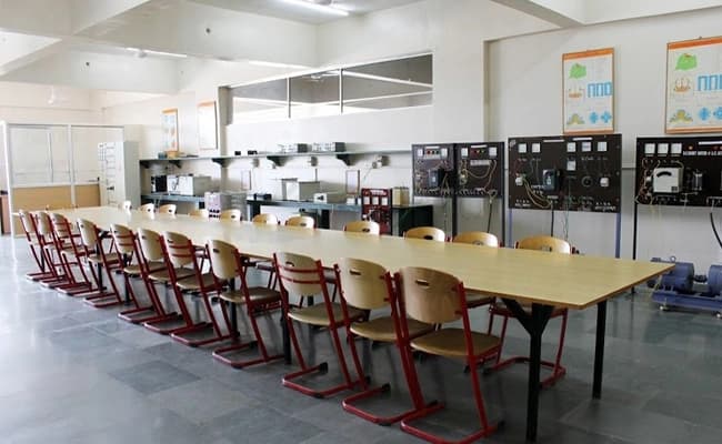 Indus University, Ahmedabad Labs 4.webp