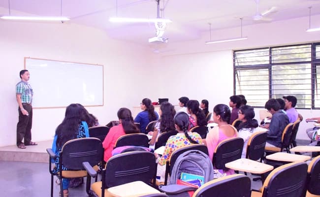 JAGSoM, Banglore Classroom 1.webp