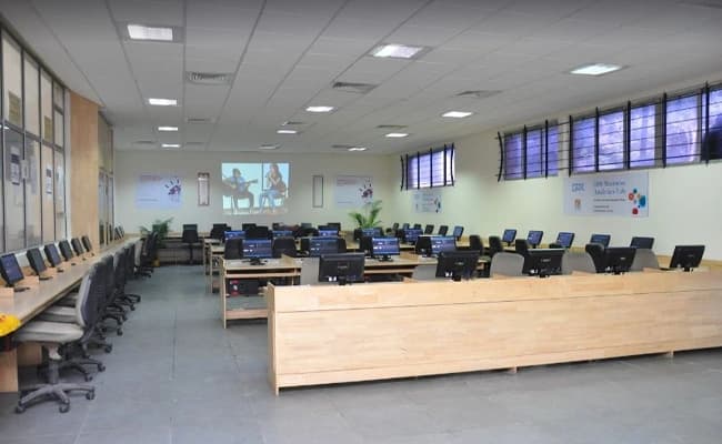JAGSoM, Banglore Labs 1.webp