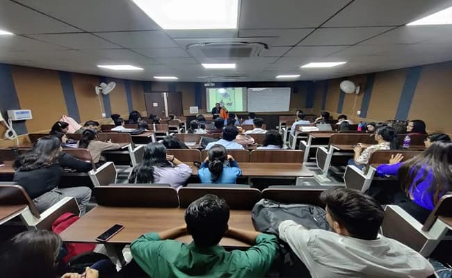 JIMS, Kalkaji Delhi Classroom 4.webp