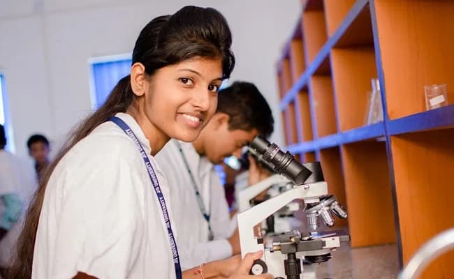 JIS University, Kolkata Labs 4.webp