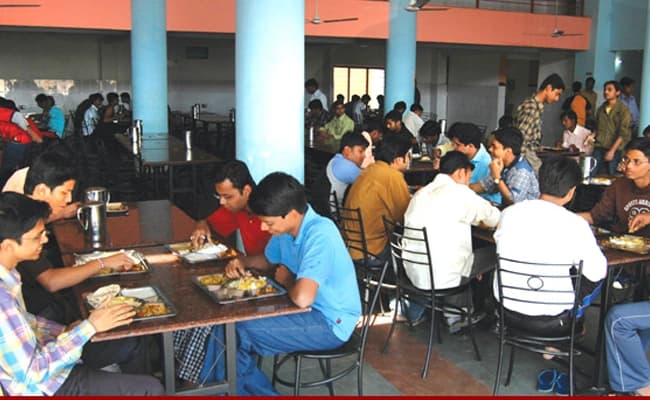 KIIT, Bhubaneswar Cafe 2.webp