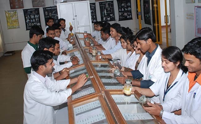 KIIT, Bhubaneswar Labs 2.webp