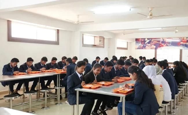 Kalinga University, Raipur Cafe 1.webp