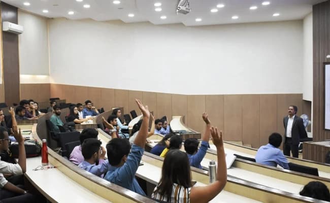 Karnavati University, Ahmedabad Classroom 4.webp