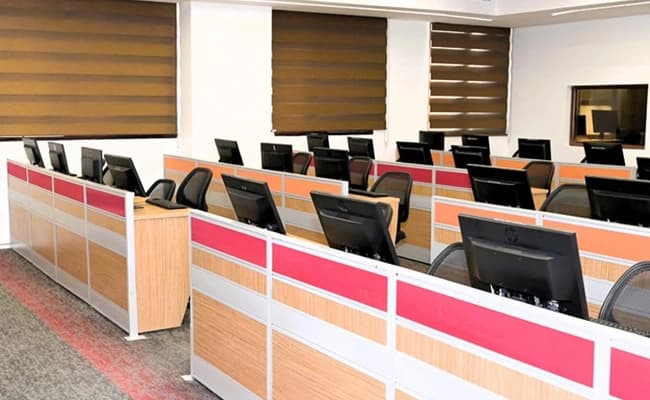 LBSIM Delhi Labs 5.webp