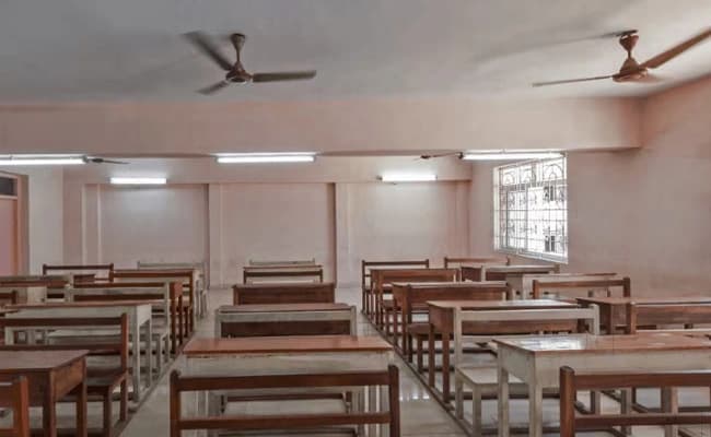 MCE, Chennai Classroom 4.webp