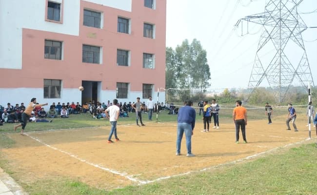 MERI Janakpuri, Delhi Ground 1.webp