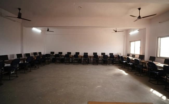 MLRSM, Lucknow Labs 1.webp