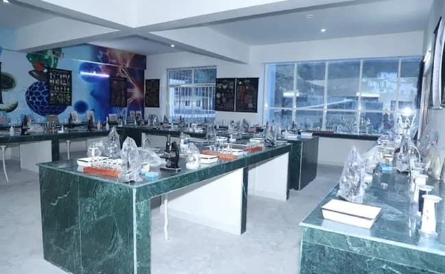 MPU, Nainital Labs 1.webp