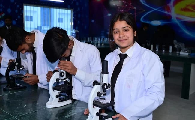MPU, Nainital Labs 4.webp