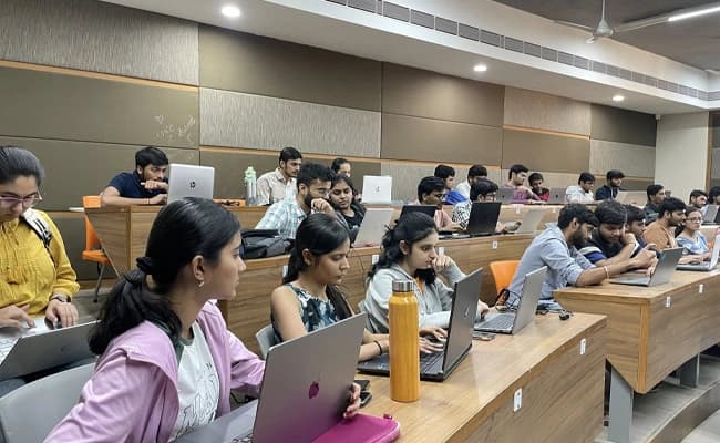 Nirma University, Ahmedabad Labs 3.webp