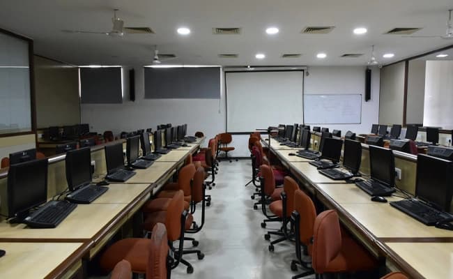 Nirma University, Ahmedabad Labs 5.webp