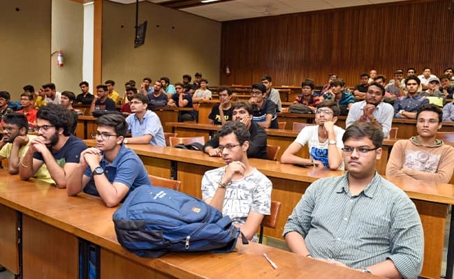 PDPU, Gandhinagar Classroom 3.webp