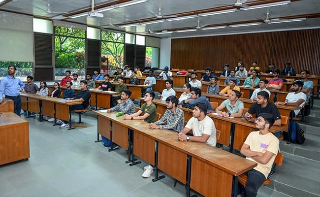 PDPU, Gandhinagar Classroom 8.webp