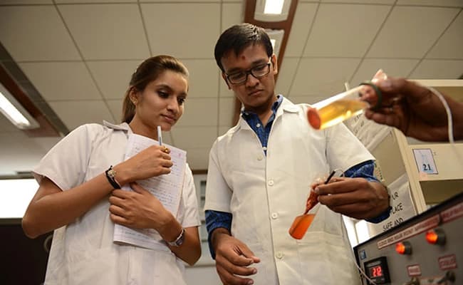 PDPU, Gandhinagar Laboratory 6.webp