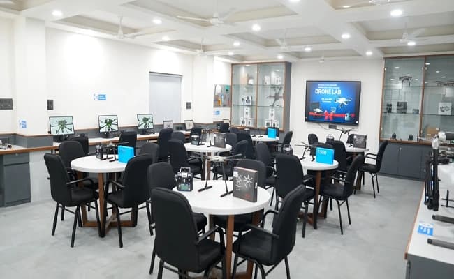 Parul University Vadodara Labs 4.webp