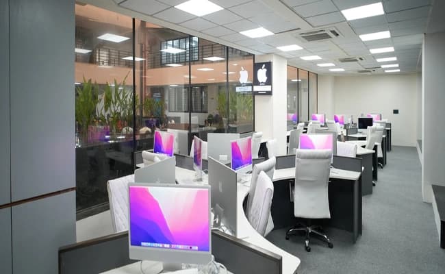 Parul University Vadodara Labs 5.webp