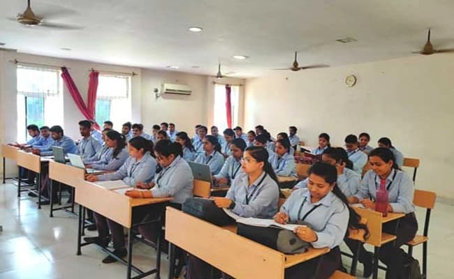 Presidency College,  Berhampur Classroom 4.webp
