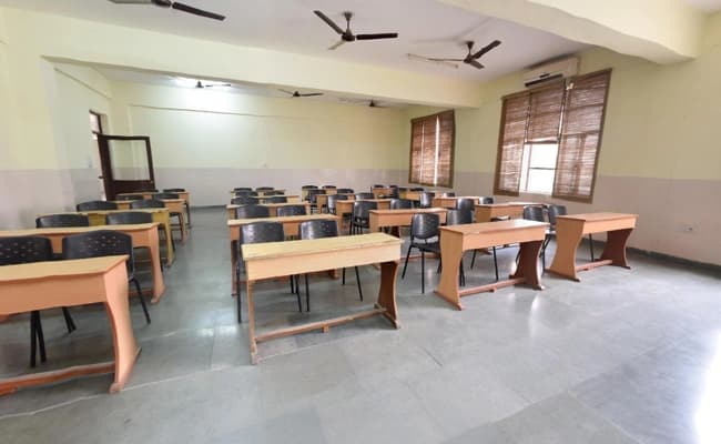 RBMI, Greater Noida Classroom 1.webp