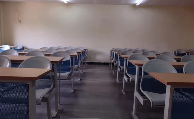 RBMI, Greater Noida Classroom 5.webp