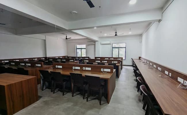 RIHM, Kolkata Classroom 2.webp